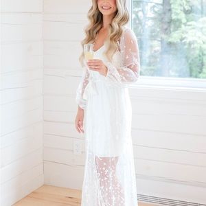 Le Rose Lace Bridal Robe (XS)